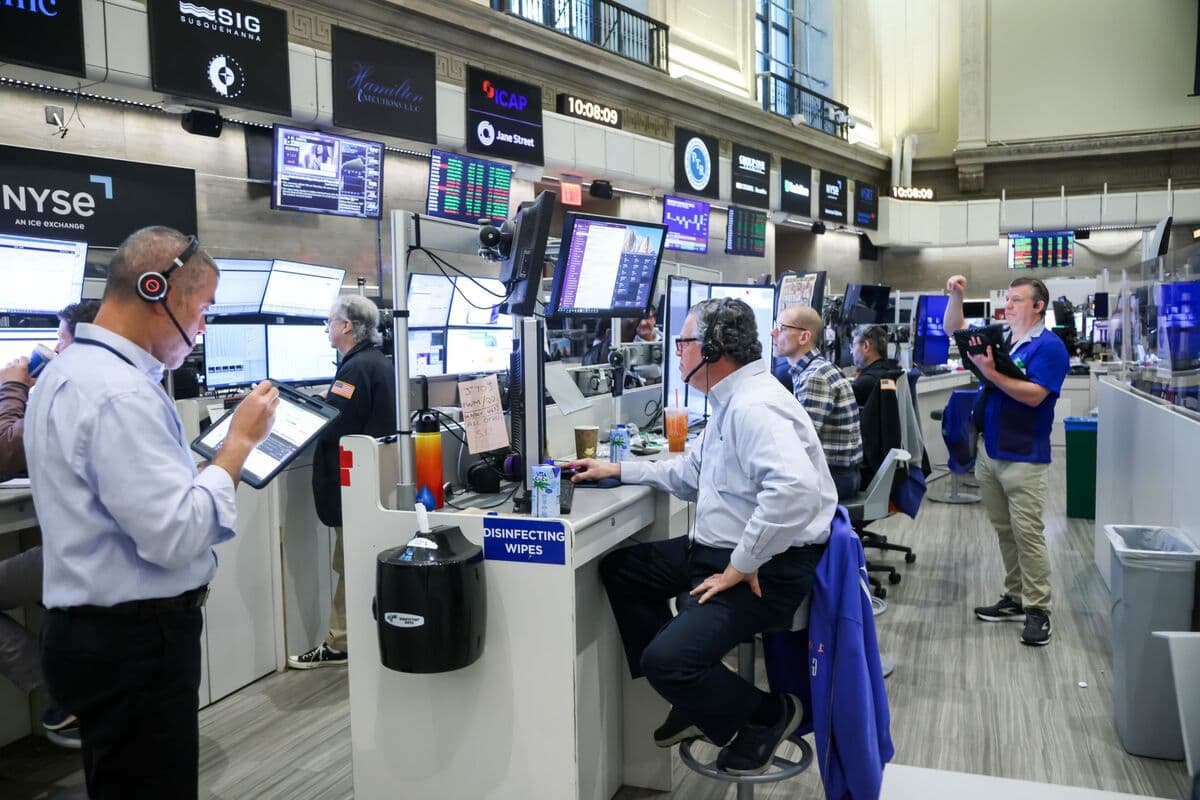 US Stocks Post Seventh Day of Gains Ahead of US-Iran Talks
