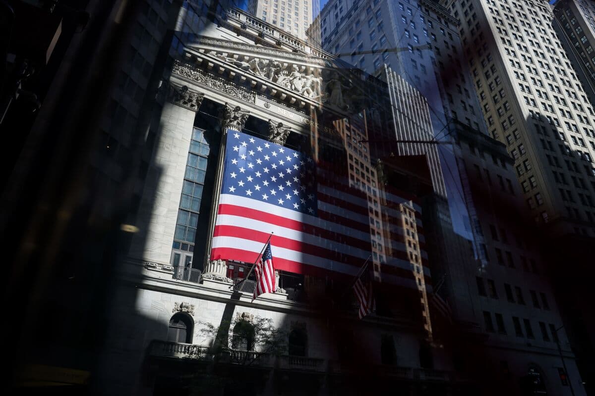 Wall Street Risk Rally Powers Past War Stalemate