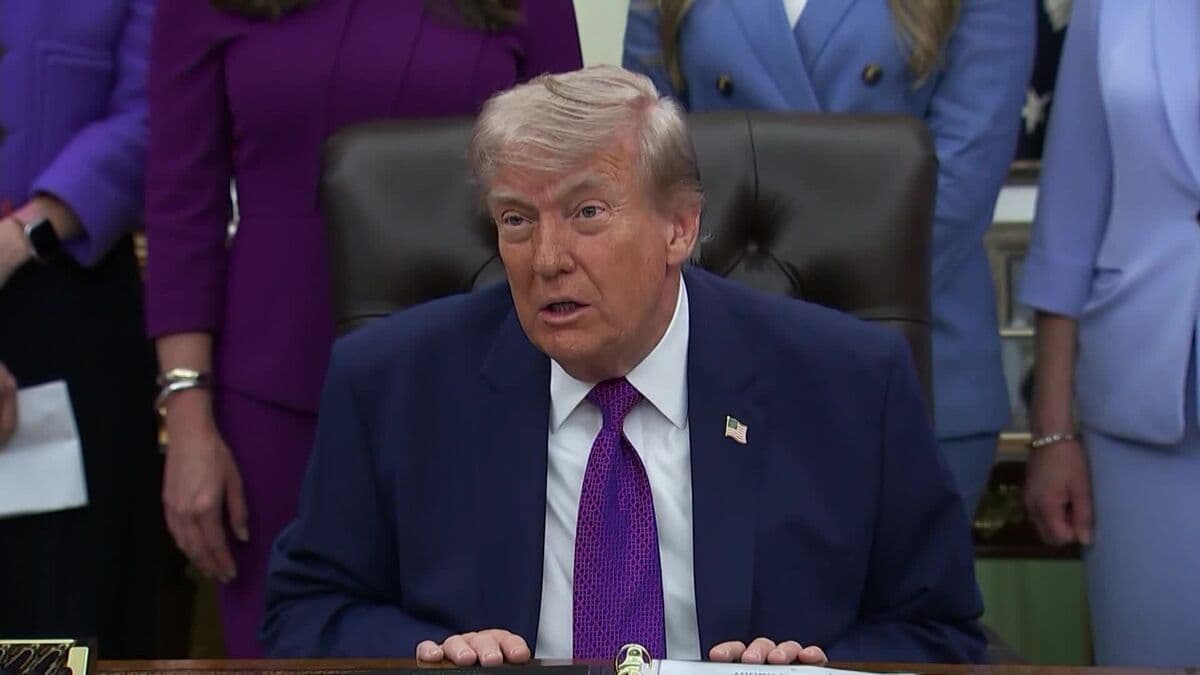 Trump Says US-Iran Ceasefire on ‘Massive Life Support’