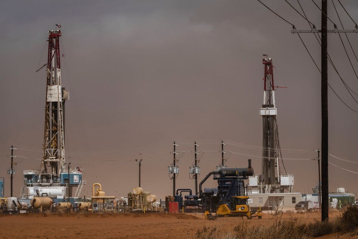 West Texas Gas Rises Above Zero for First Time in Four Months