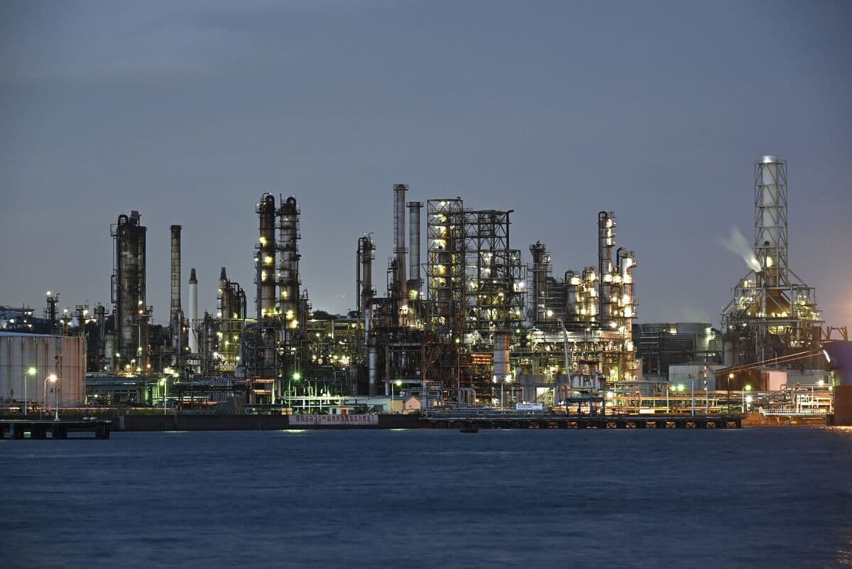 Japan’s Eneos Buys Chevron Asia Oil Assets for $2.2 Billion