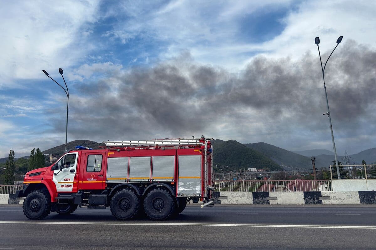 Russia Bans Jet Fuel Exports as Attacks on Refineries Intensify