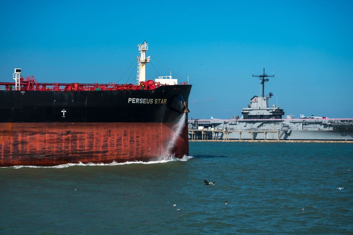 Goldman Hikes Oil-Price Outlook as Hormuz Shock Intensifies