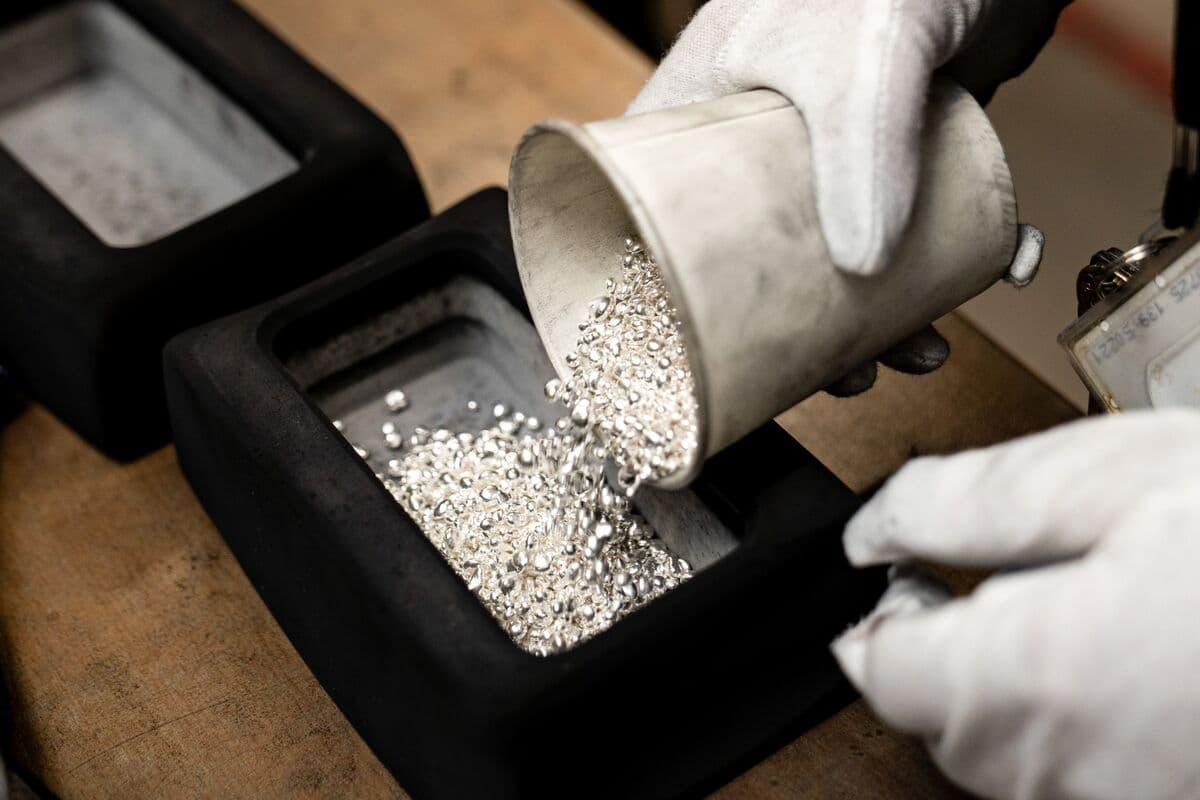 Sunshine Silver Mining Rises 27% After $270 Million US IPO