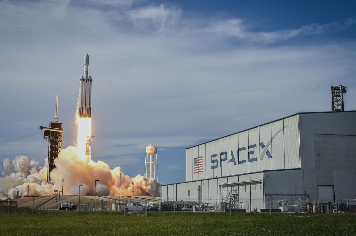 Musk’s SpaceX Files Publicly for Nasdaq IPO Under Symbol SPCX