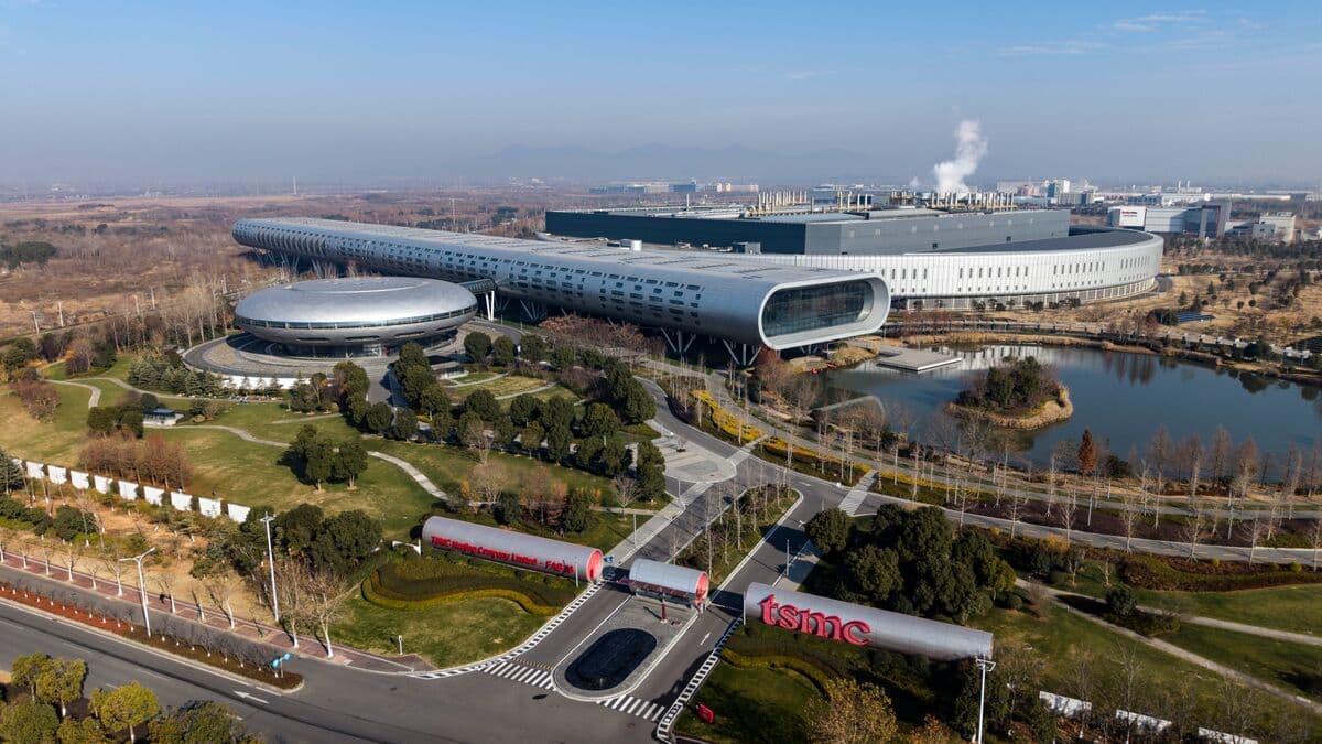 TSMC Rides Retail Frenzy to New Stock Highs as AI Boom Returns