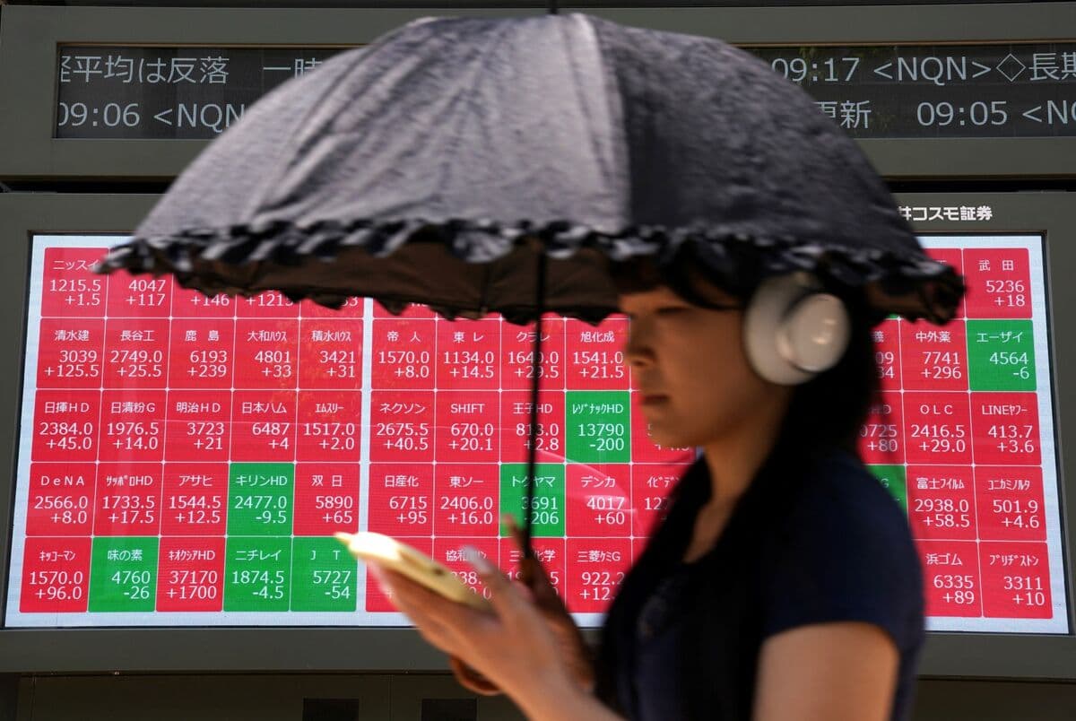 Japanese Stocks Jump on US-Iran Deal Hopes, Tech Gains