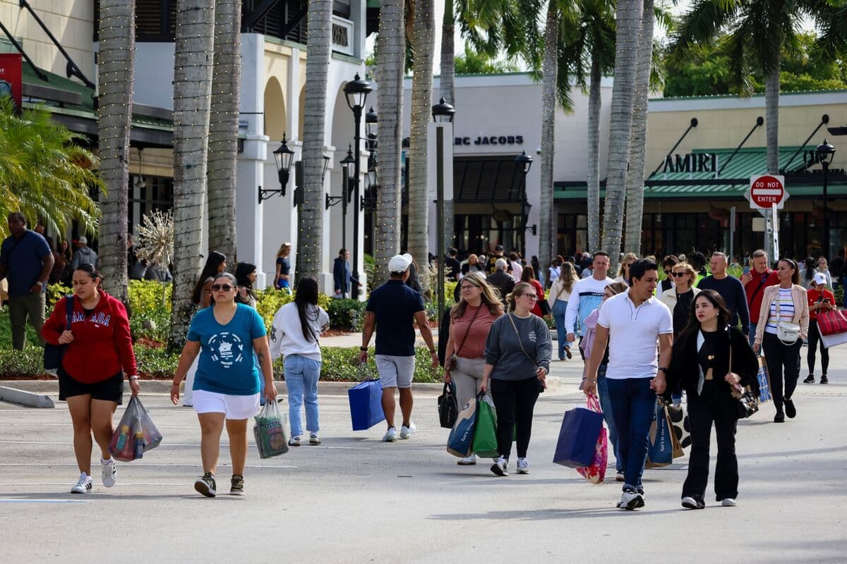 Tanger Beats Earnings Estimates as Gen Z Drives Return to Physical Stores