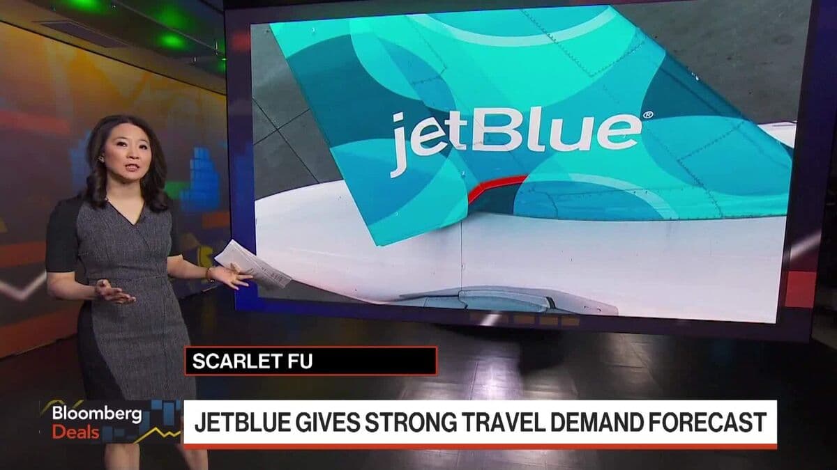 JetBlue, Booking Give Mixed Update on Travel Demand