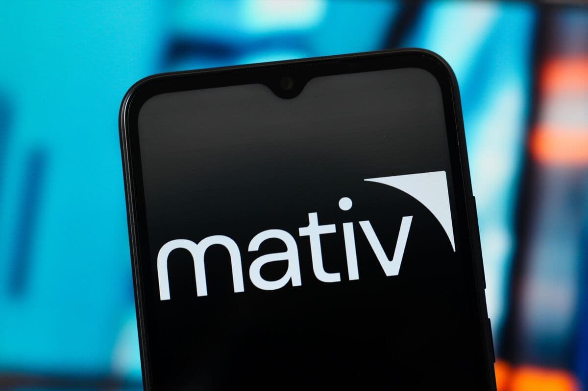 Mativ Holdings Prices $500 Million Junk Loan at Steep Discount