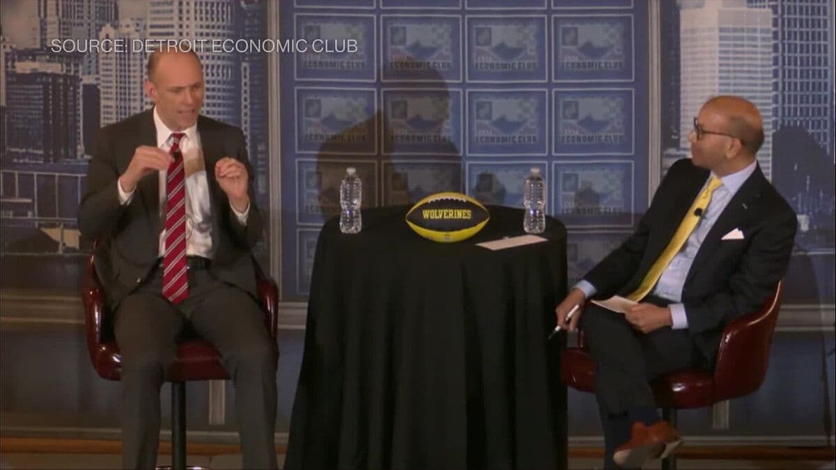 Fed's Goolsbee Cautious, Nervous About Economic Outlook