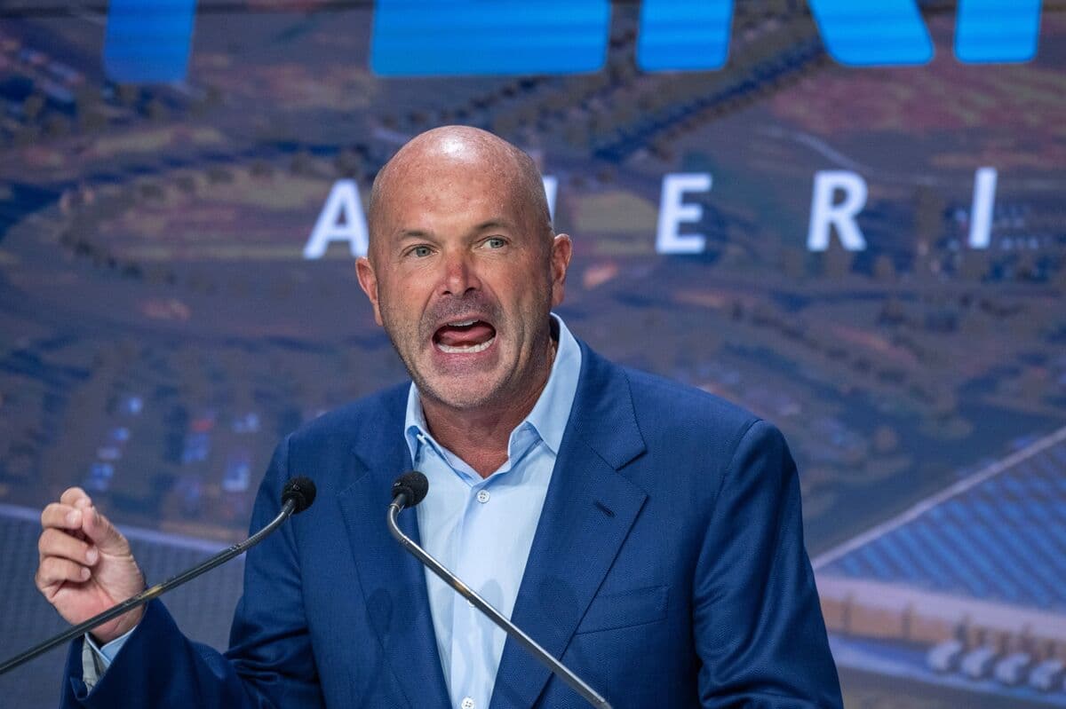 Fermi Shares Plunge After Announcing Departure of CEO