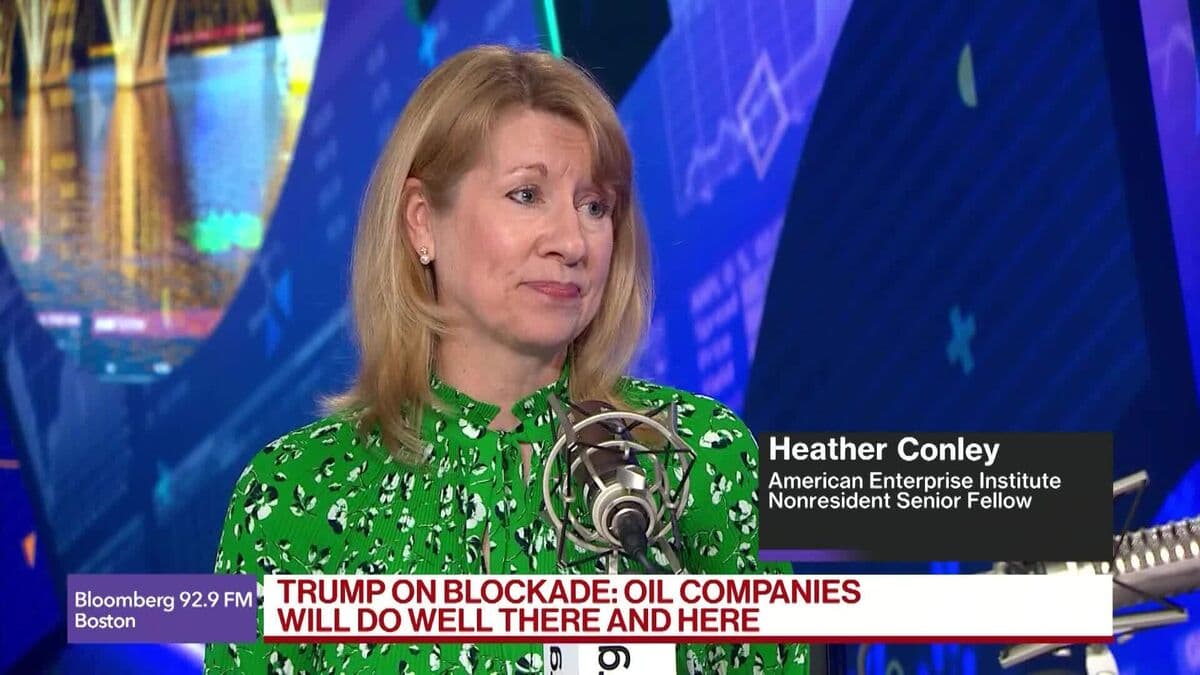 Hormuz Strait Halts 'Extorting the Global Economy,' Says Former State Dept. Official 