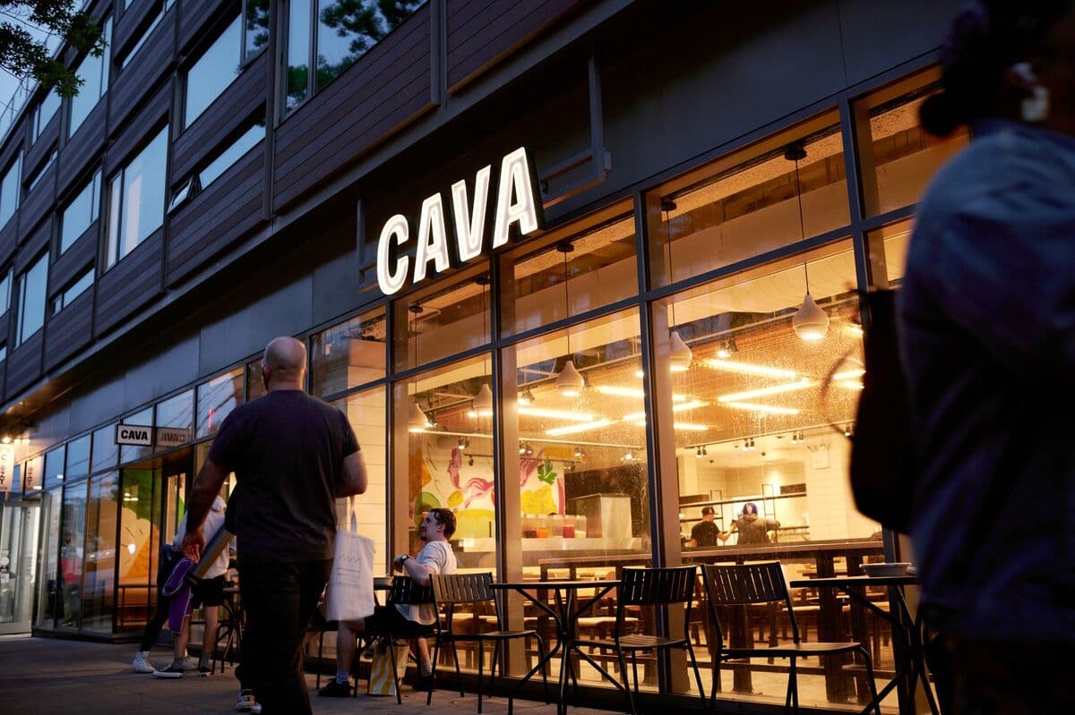 Cava Gets Lone Sell Rating After Fast-Casual Chain’s 123% Rally