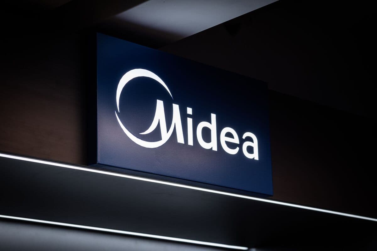 Midea Raises $2.2 Billion From Upsized Convertible Bond Sale