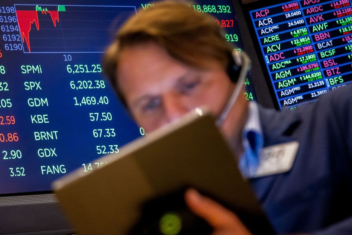 Asian Stocks Set to Rebound on Iran, AI Optimism: Markets Wrap