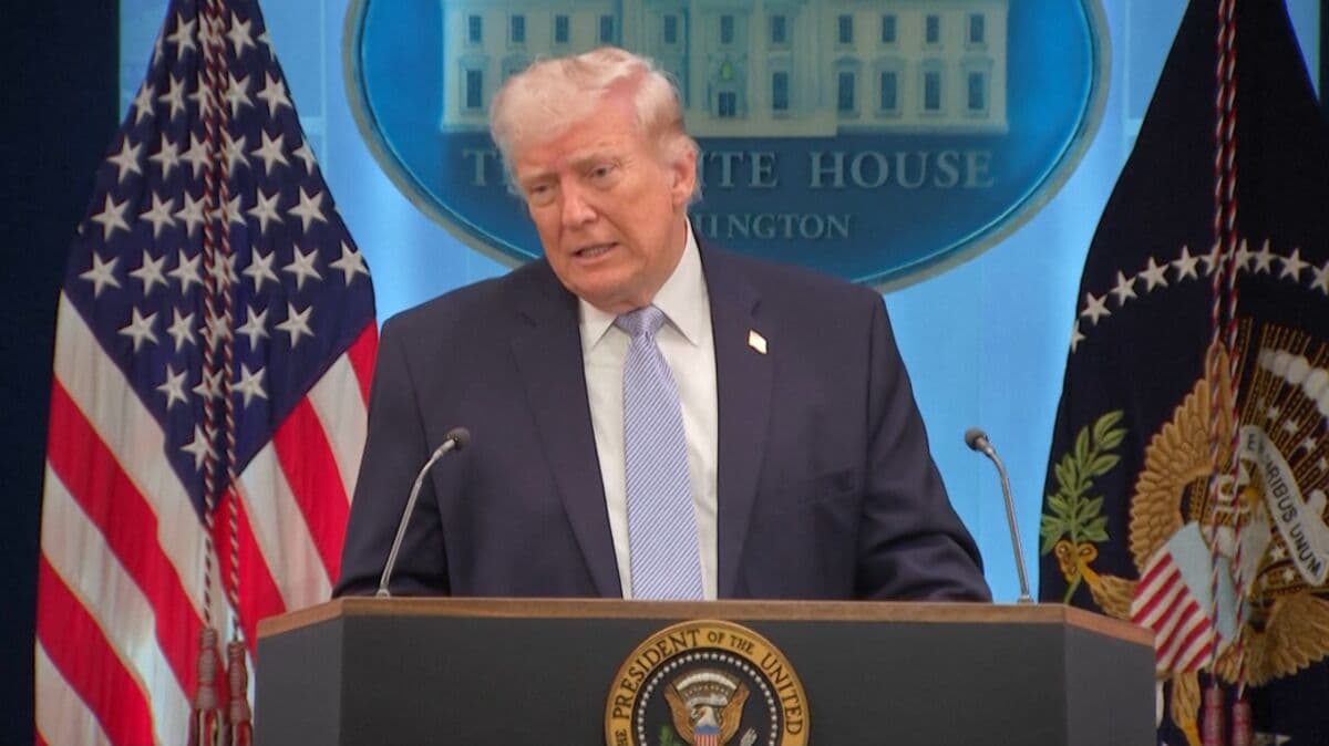 Trump Urges Full Hormuz Reopening Ahead of Iran Talks