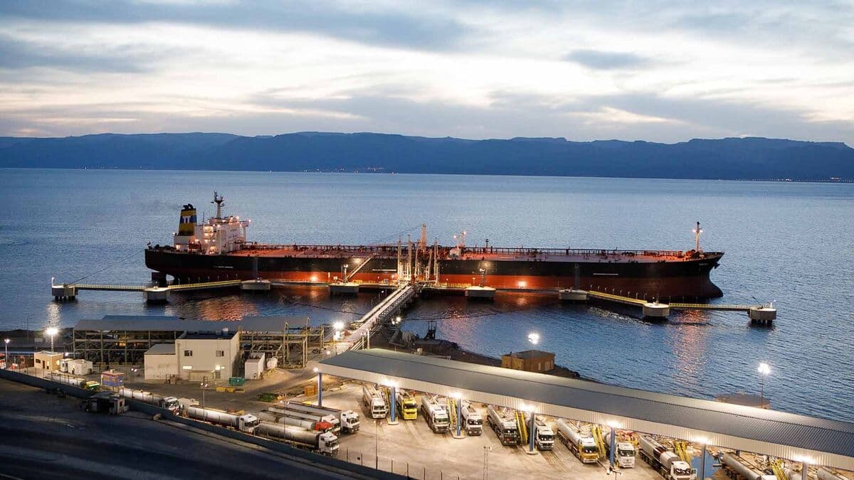 Homin Lee on Investment Scenarios Amid Hormuz Closure