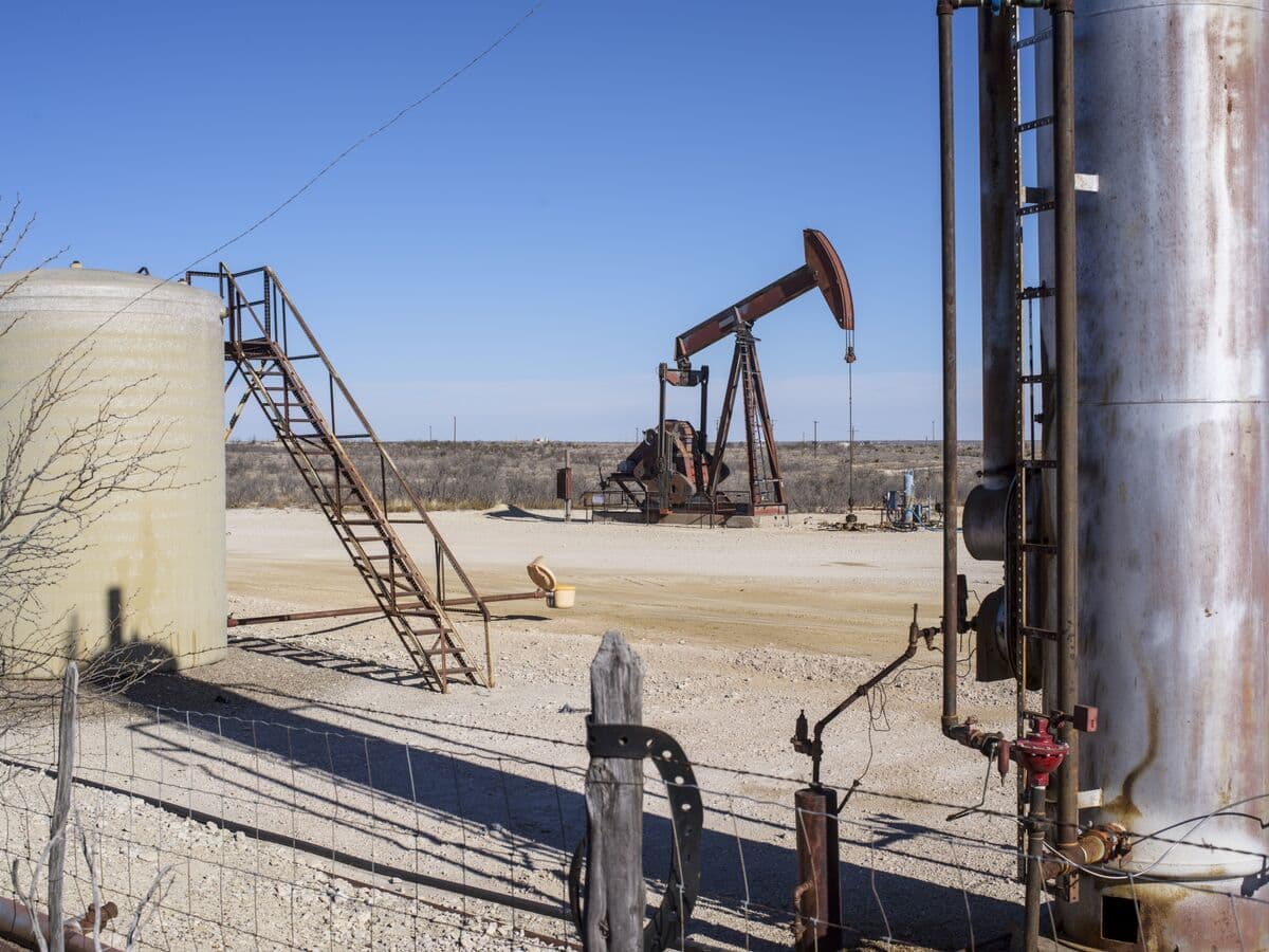 Oil Steadies Ahead of Trump-Xi Talks as Iran War Tensions Simmer