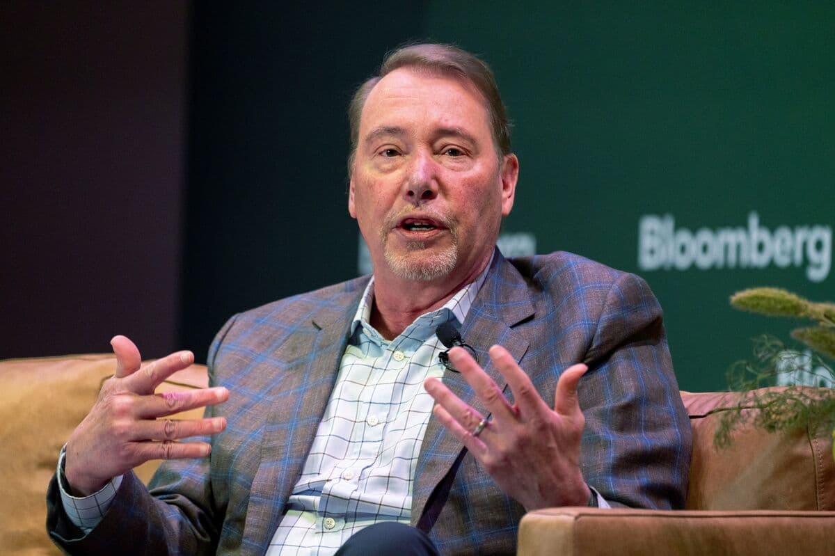 DoubleLine’s Jeffrey Gundlach Is Preparing for an Extreme Debt Scenario