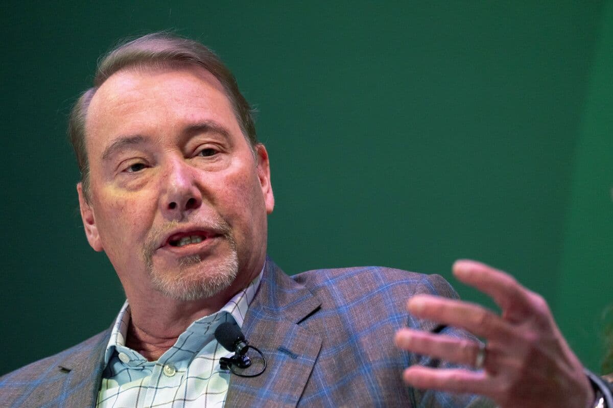 Gundlach Takes Longshot Bet in Case of US Debt Restructuring