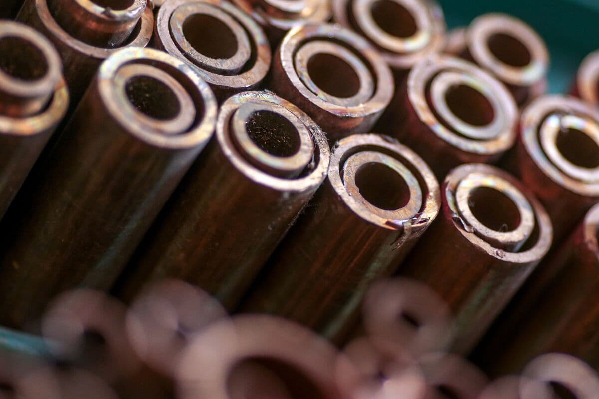 Copper Drops as Iran and US Trade Fire in Gulf, Testing Truce