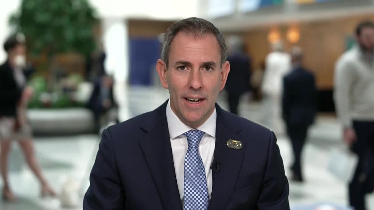 Australia’s Treasurer Flags Inflation Risk Before Budget