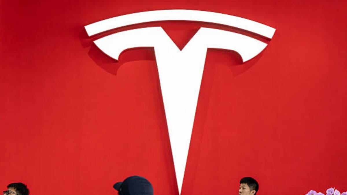 Tesla 1Q Earnings Beat Estimates Sending Share Higher 