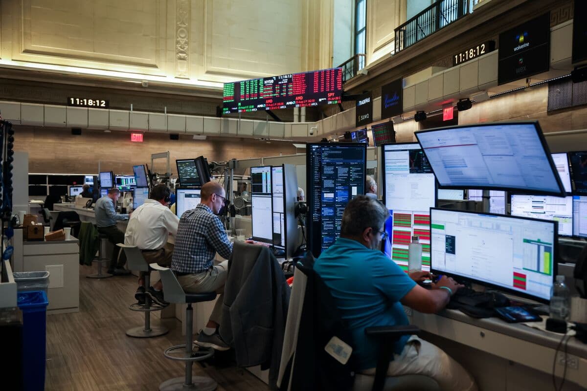 Traders Trigger Euphoric Rally With Iran, Trump Seeking Exit