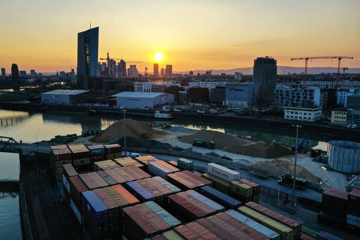 German Business Outlook at Worst Since 2023 on Iran War Hit