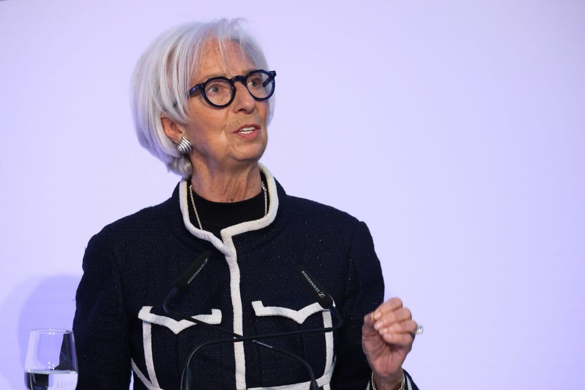 Lagarde Says War’s ‘Double Uncertainty’ Means More Data Needed