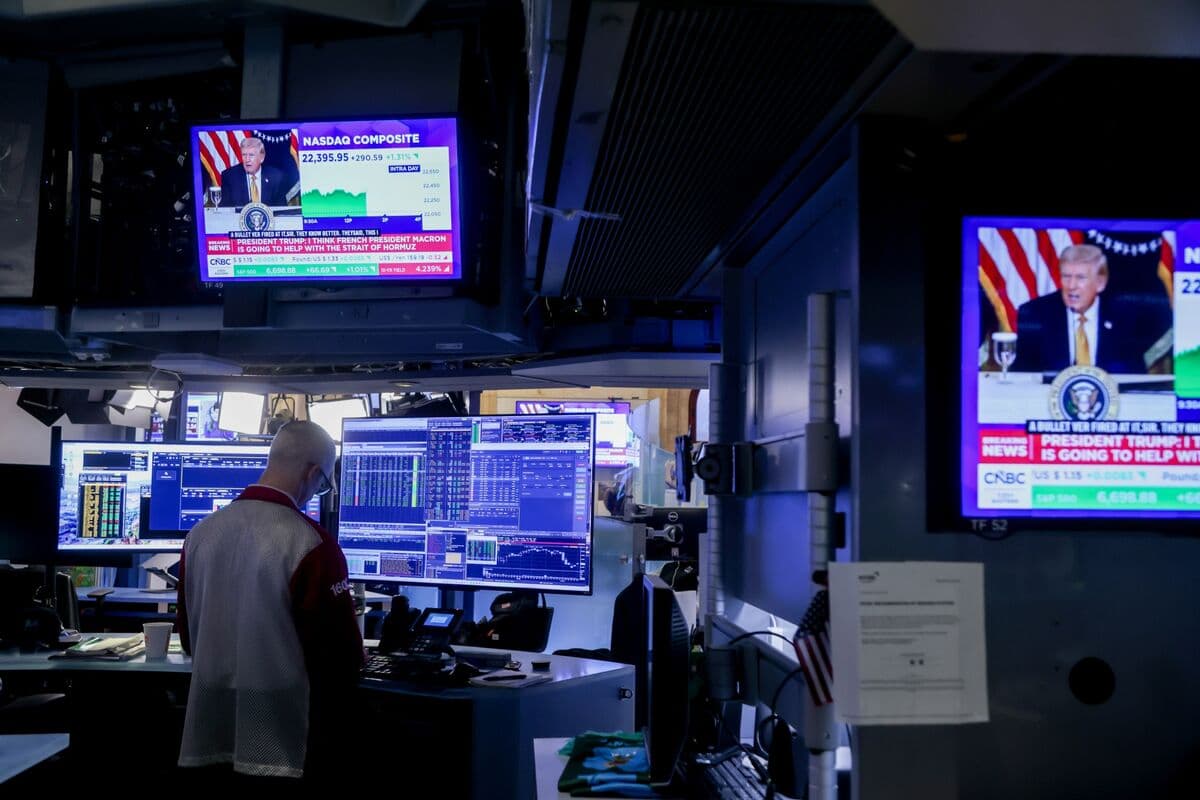 US Stocks Edge Lower, Oil Jumps on Trump’s Hardline Iran Speech