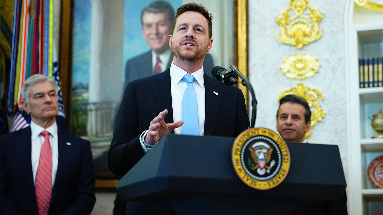 CMS Ups Pay for Medicare Advantage Plans by 2.48% in 2027