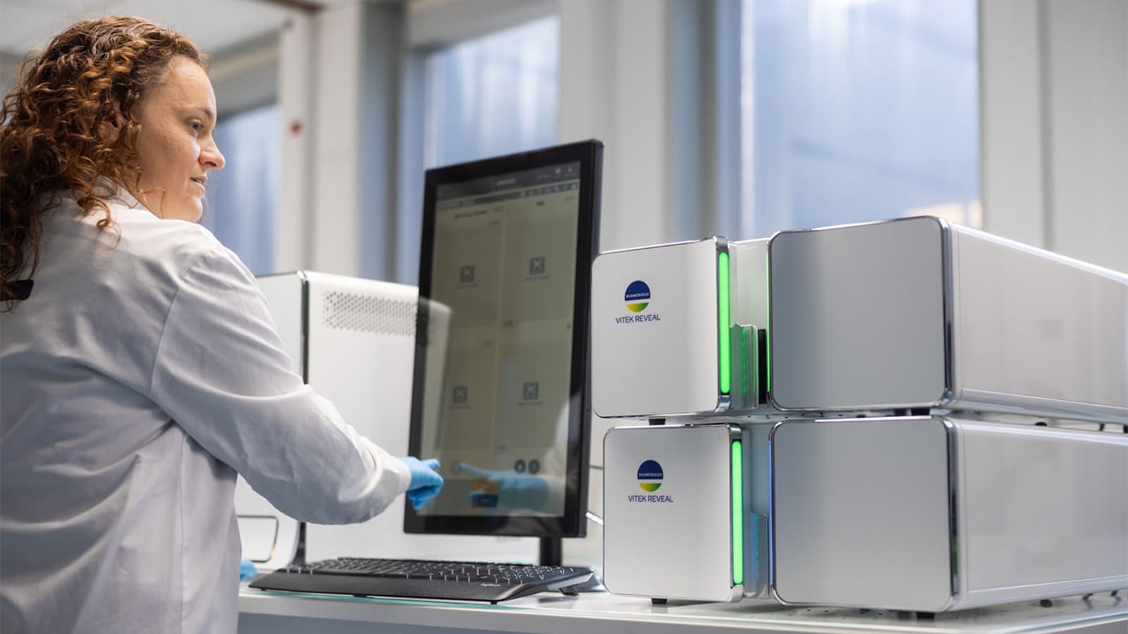 Does Rapid Antimicrobial Testing for Gram-Negative Bacteremia Improve Outcomes?