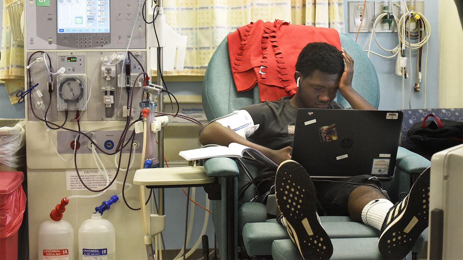 Medicaid Expansion Tied to Lower Mortality Among Young Adults With Kidney Failure