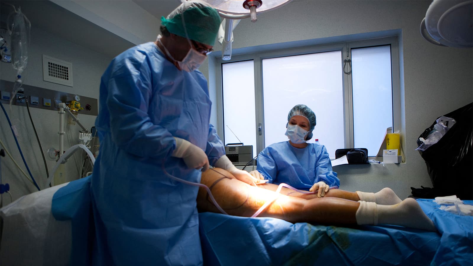 A Surgeon Reveals What's Behind the Musty 'BBL Smell'