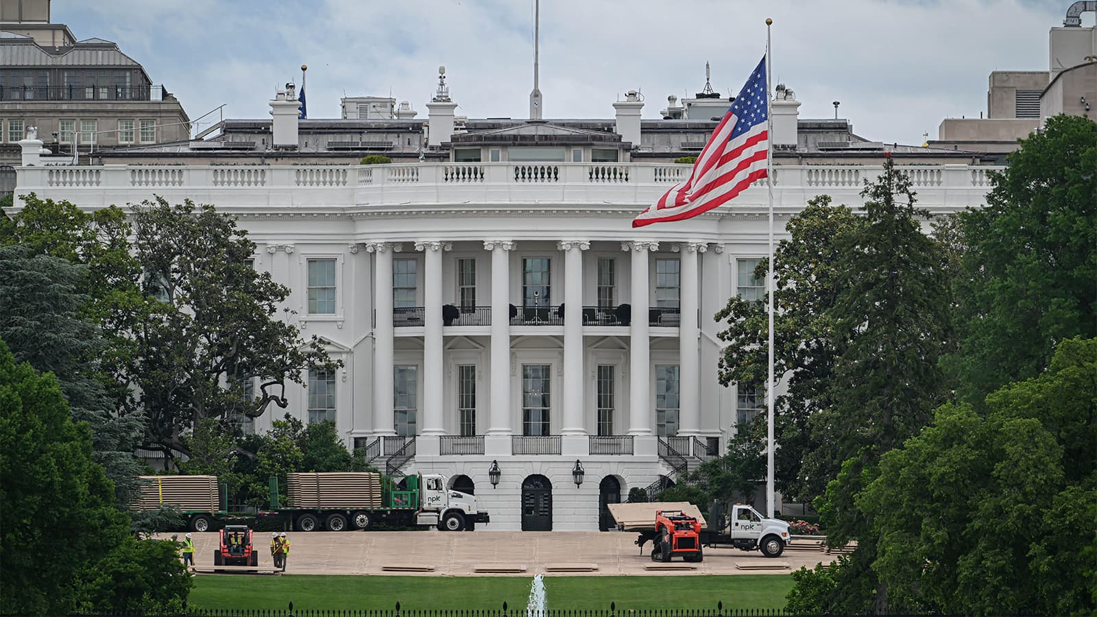 New Rule Would Politicize Grant Decisions, Scientists Say