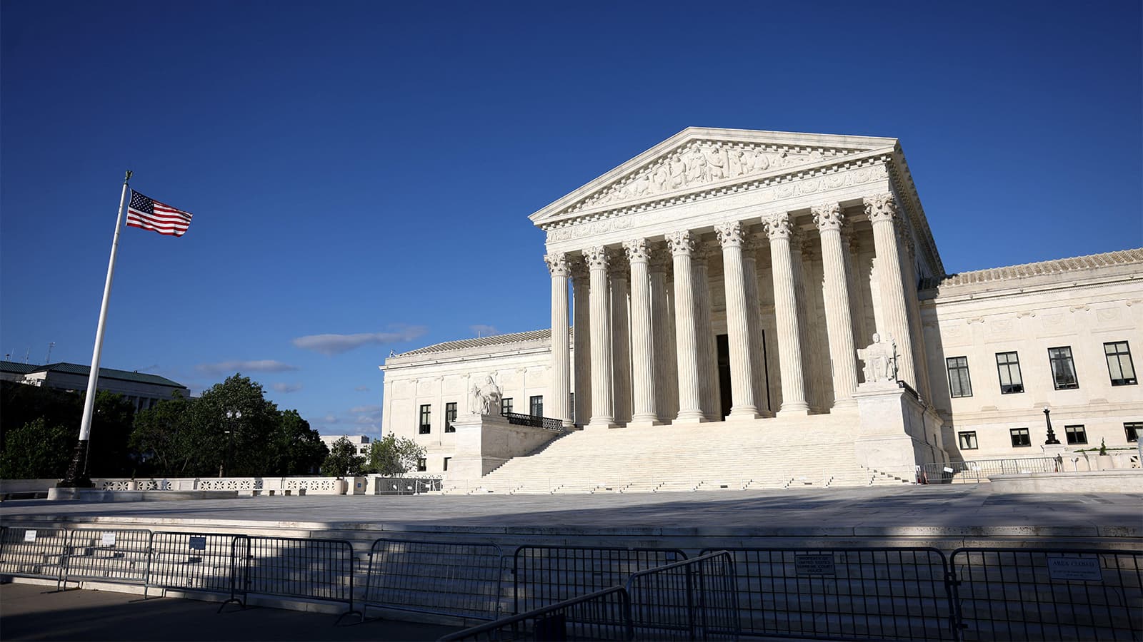 Supreme Court Backs Maker of Generic Heart Drug in 'Skinny Label' Case