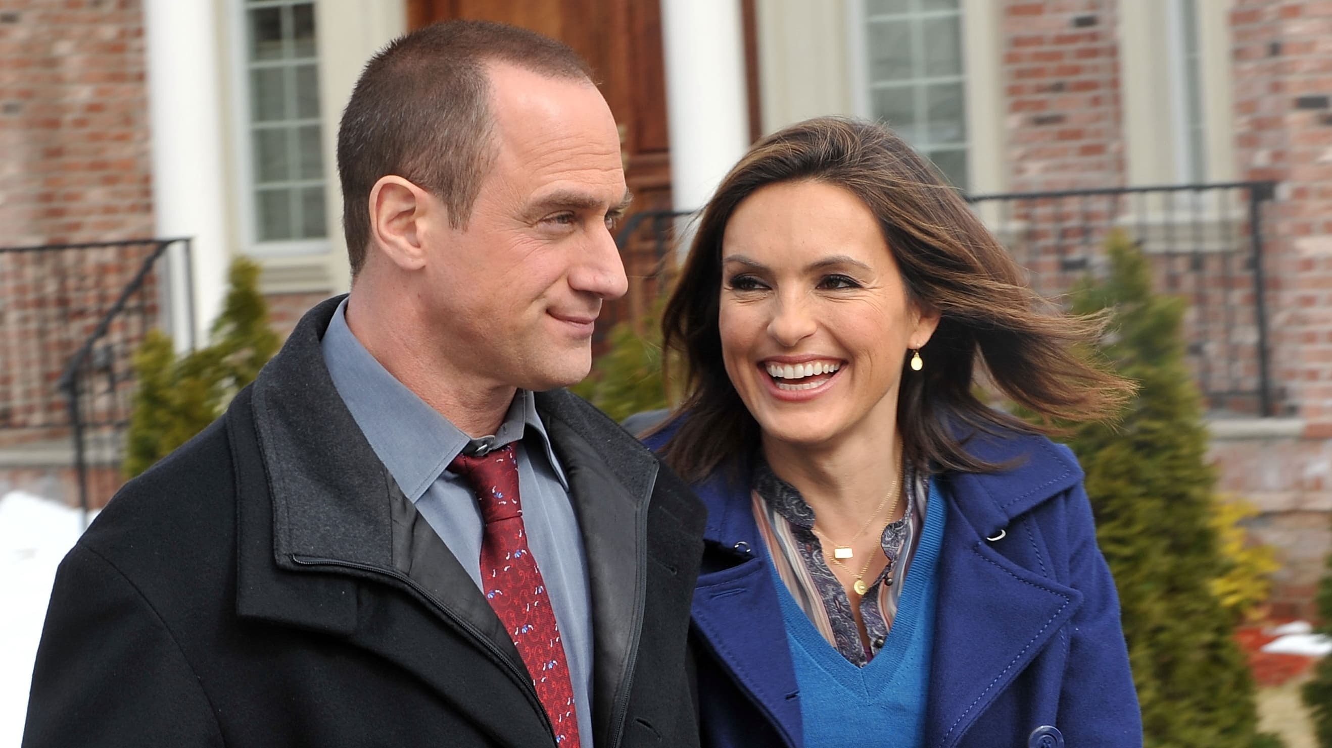 Christopher Meloni Thanks ‘L&O’ Fans For The “Great Ride” While Mariska Hargitay Pledges “P4L” To Longtime Co-Star