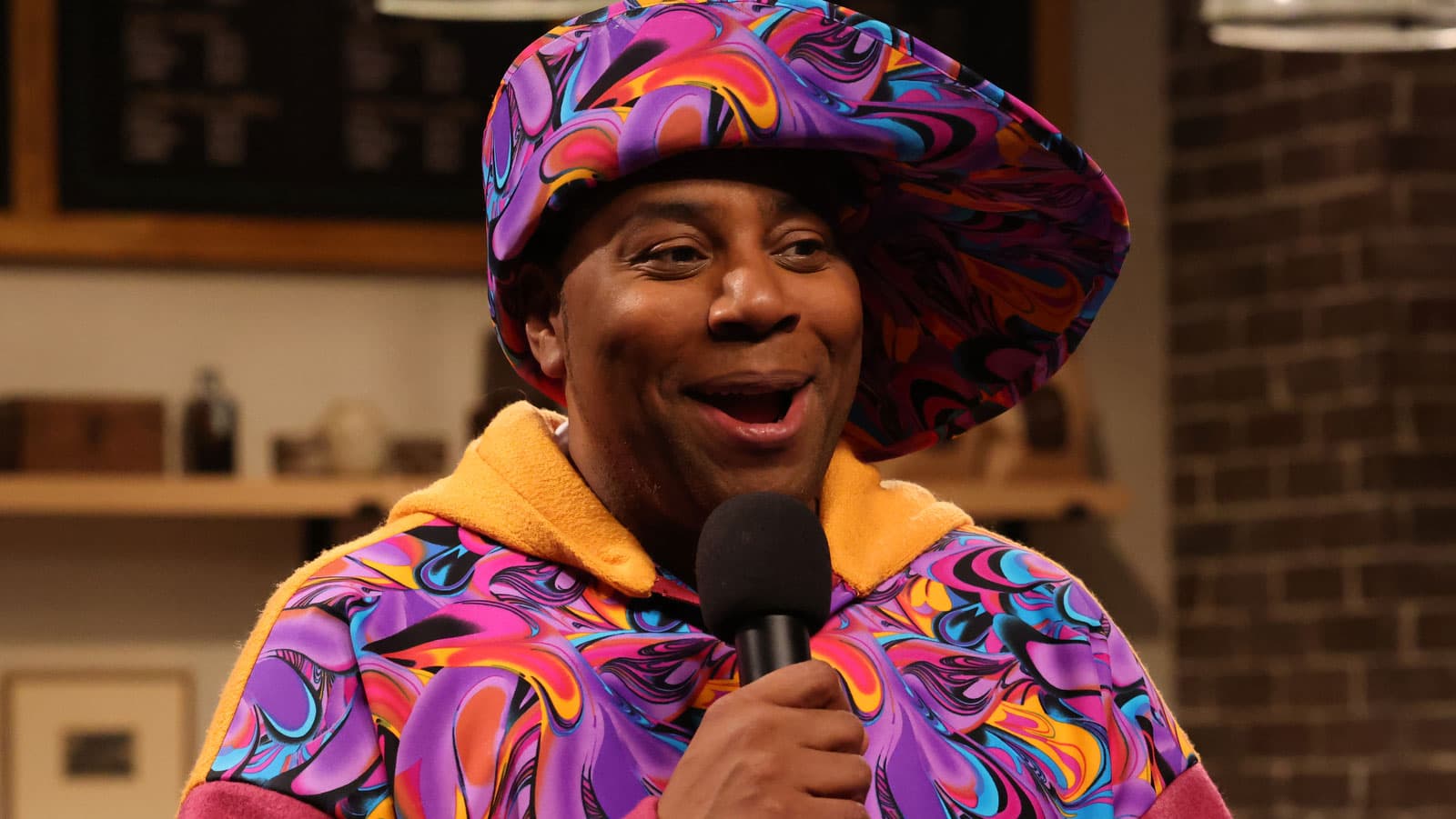 ‘Celebrity Autobiography’ To Launch New Broadway Season With Rotating Cast Of Stars Including Kenan Thompson, Andrea Martin, Kathy Griffin, Many Others