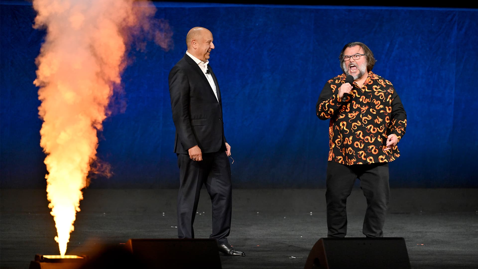 ‘Minions & Monsters’ First Look: Minions Fall In Love With The Movies, And It’s Chaos – CinemaCon