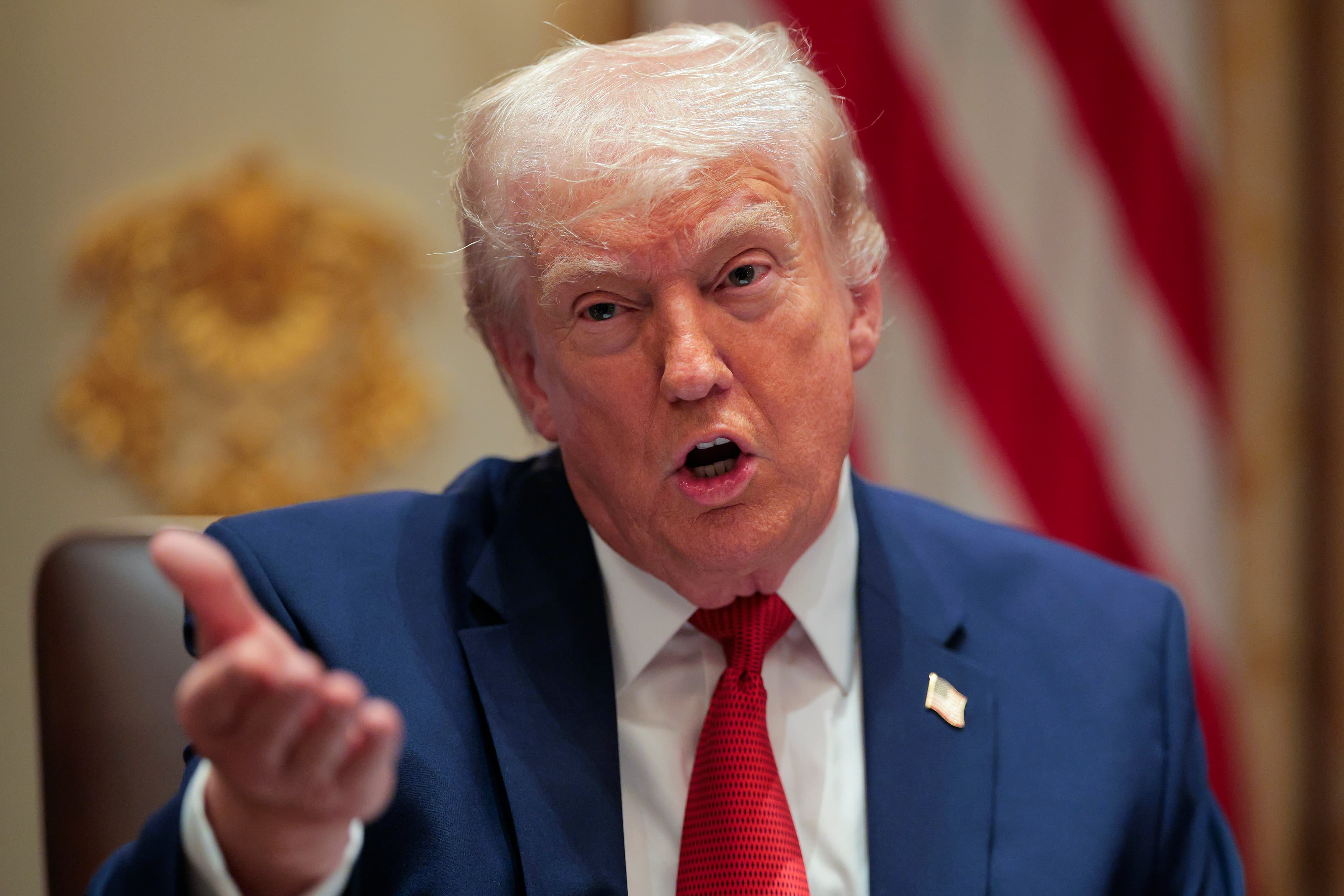 Hundreds Of Veteran Journalists And Groups Urge WHCA To “Speak Forcefully” About Trump’s Attacks On Media As He Attends Annual Dinner