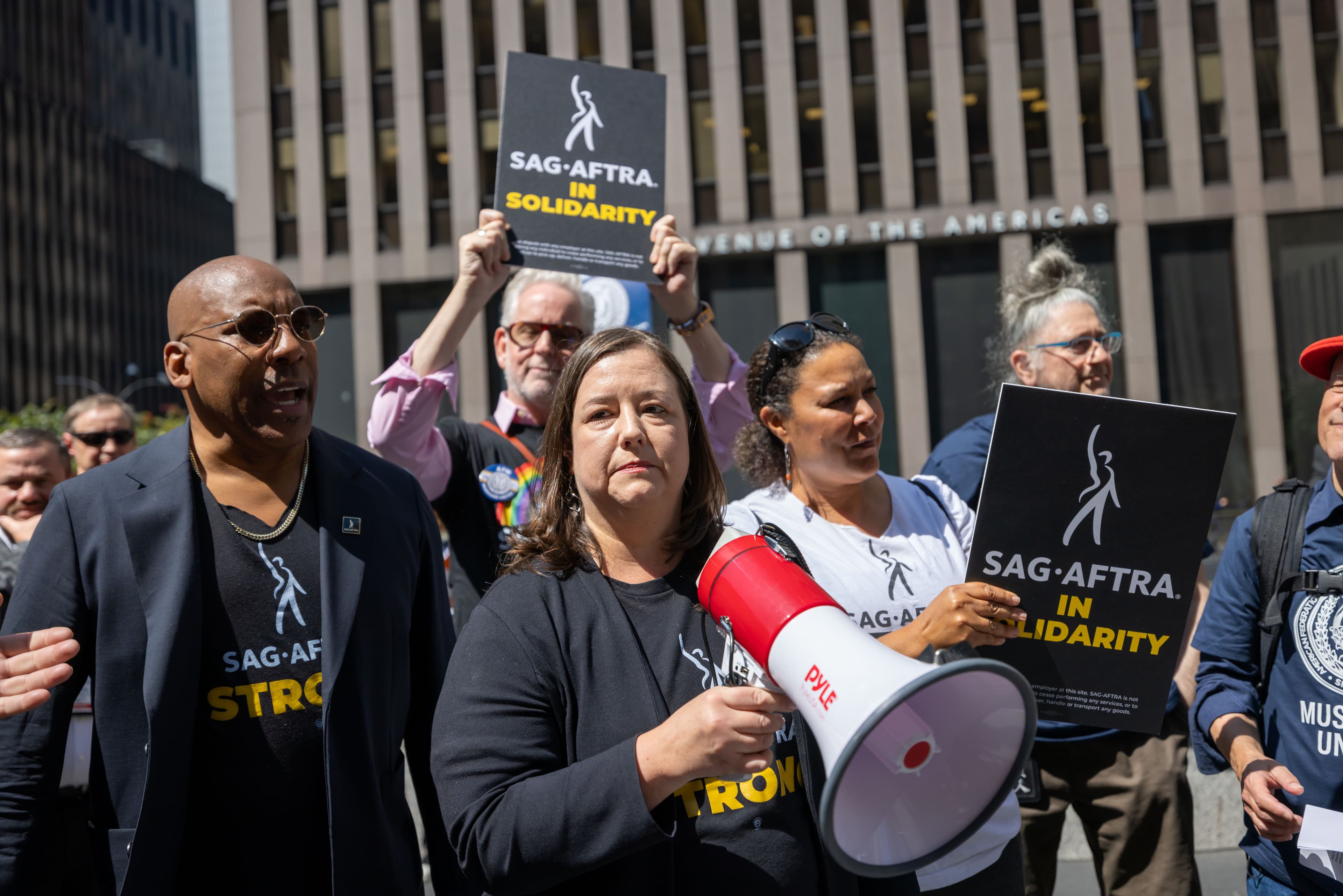 During Lull In Talks With Studios And Streamers, SAG-AFTRA Leaders Join New York Officials, Rep. Jerrold Nadler At ‘Rock The City’ Celebration