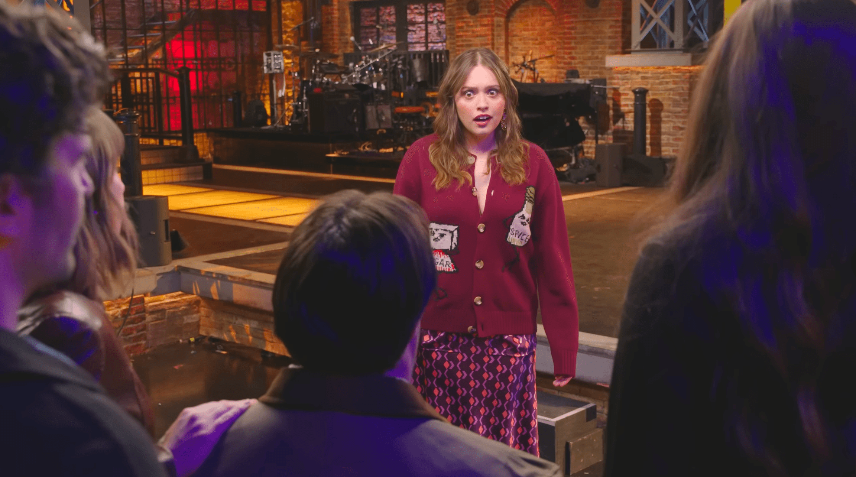 Aimee Lou Wood Wastes No Time In Roasting ‘SNL’s Teeth Sketch Ahead Of ‘SNL UK’ Hosting Duties