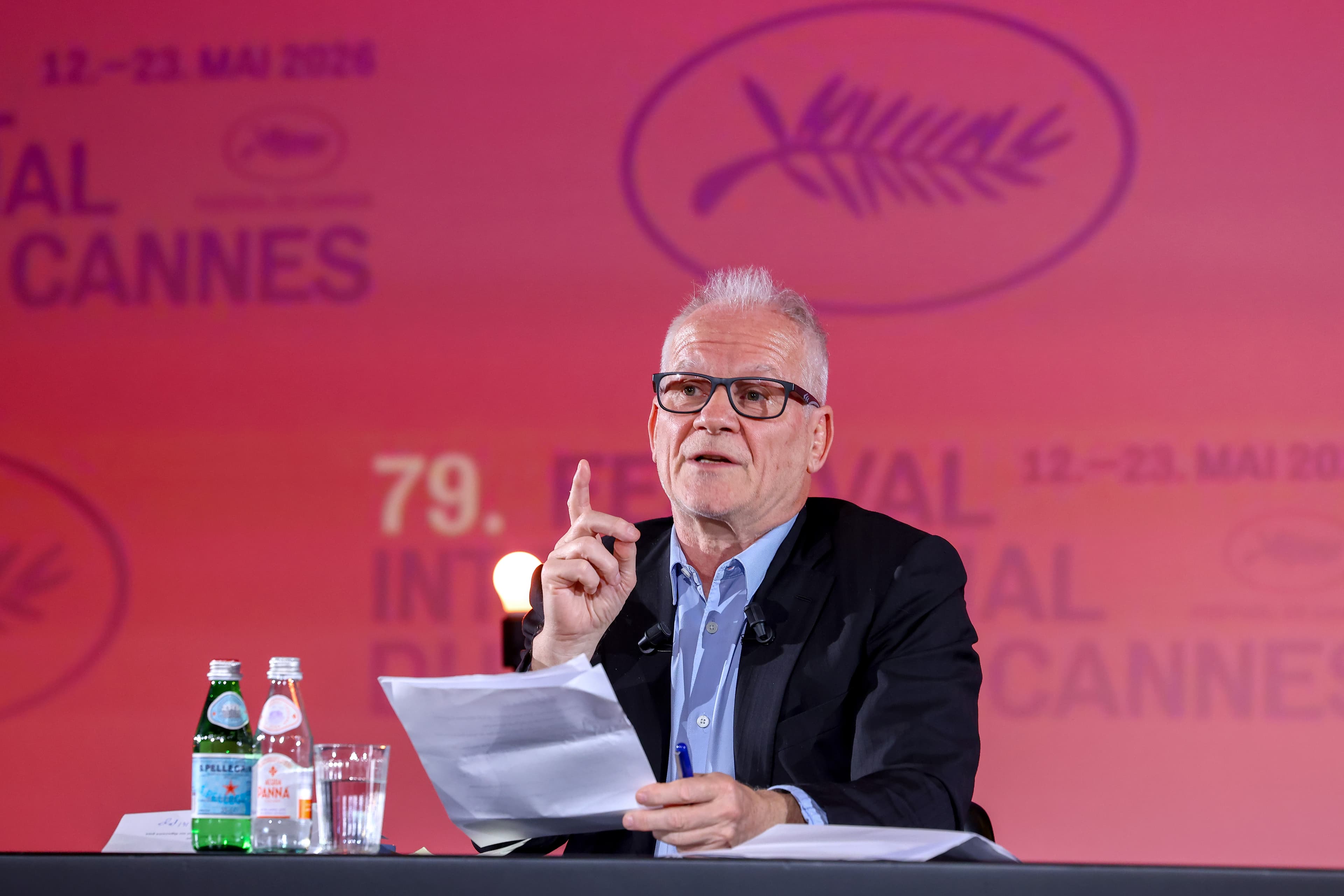 Thierry Frémaux Talks New Oscar Rules, “Feminist Washing” ‘Thelma & Louise’ Poster Charge; Berlinale Backlash, AI, Red Carpet Selfies & Hollywood