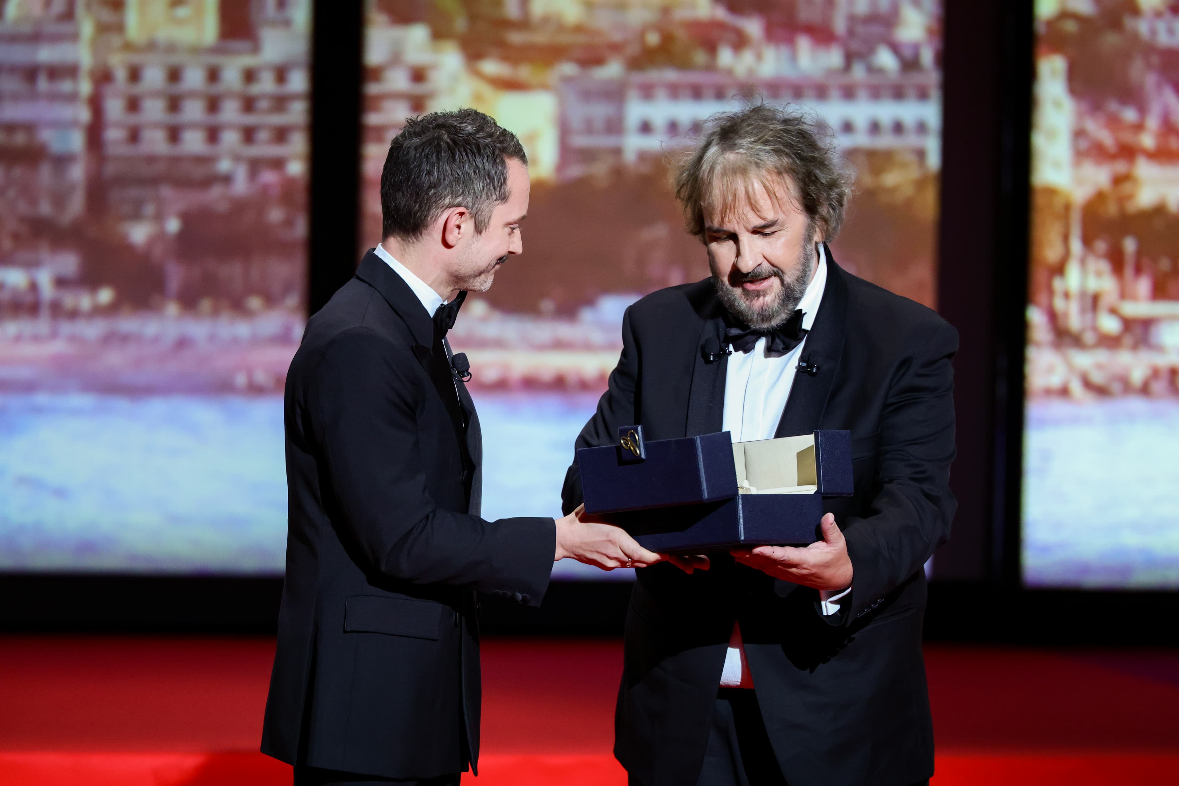 Peter Jackson Reunites With Elijah Wood In Cannes As ‘The Lord Of The Rings’ Star Presents Director With Honorary Palme D’Or