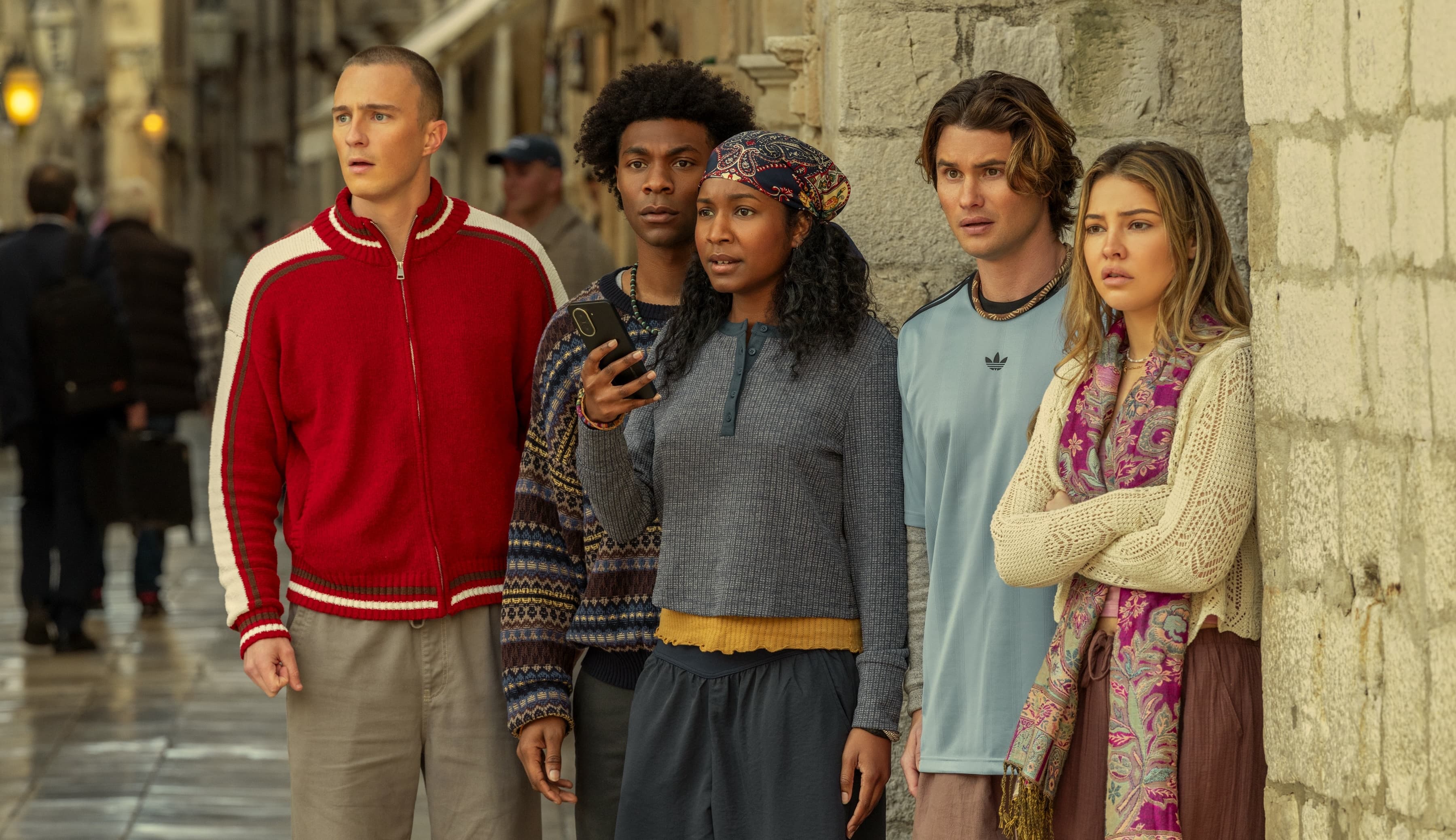 ‘Outer Banks’ Gets Season 5 Release Date & Storyline As First Trailer & Photos Tease Pogues’ “Final Ride” & Series Staple Getting Destroyed