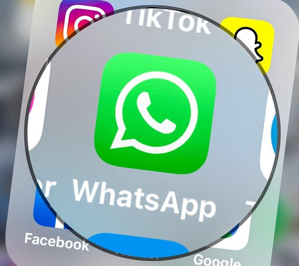 New WhatsApp Spyware Attack—iPhone Users Advised To Uninstall App