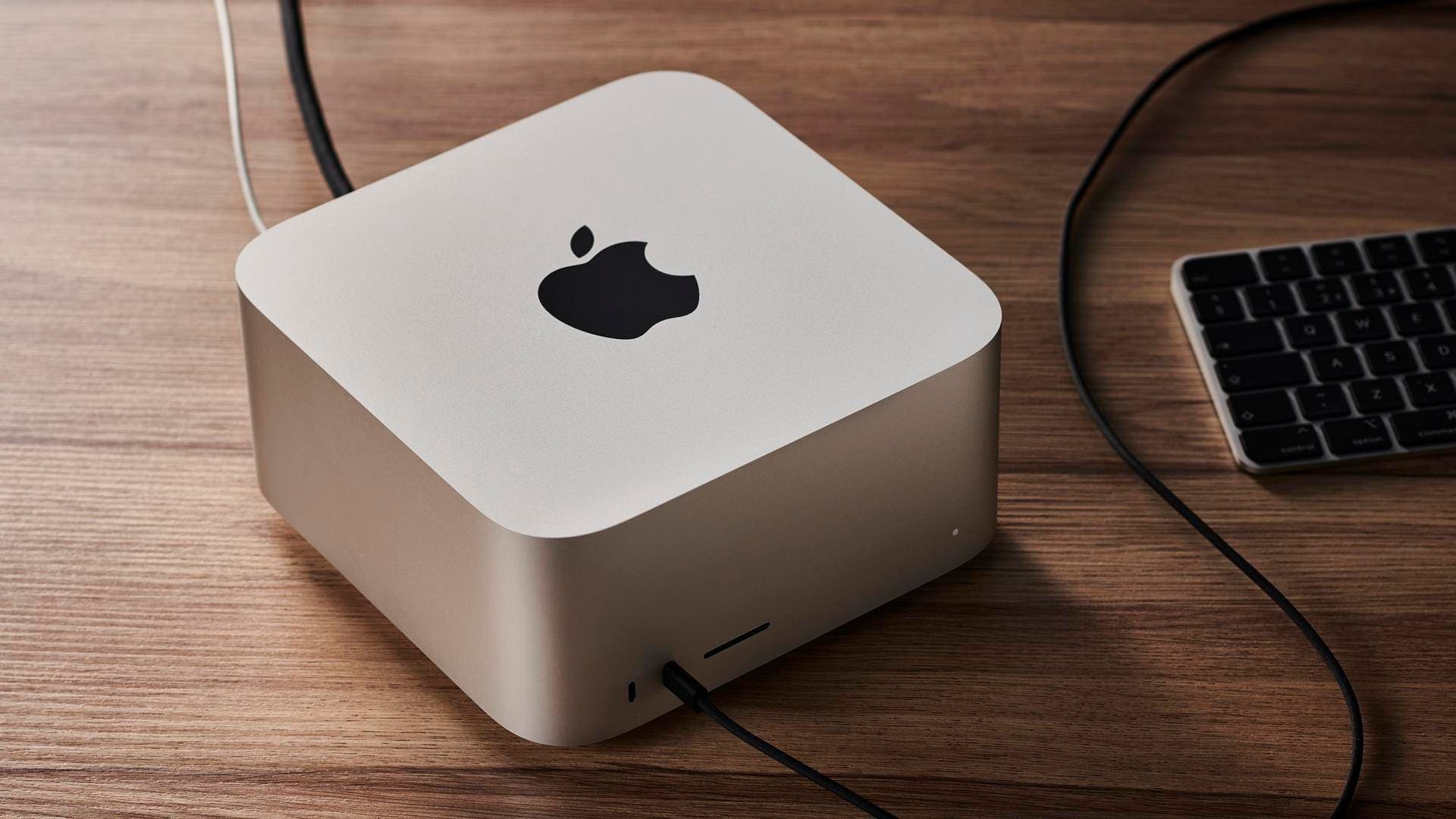 Apple Loop: iPhone 18 Pro Release Dates, iPhone 17 Success, Mac Studio Cutbacks