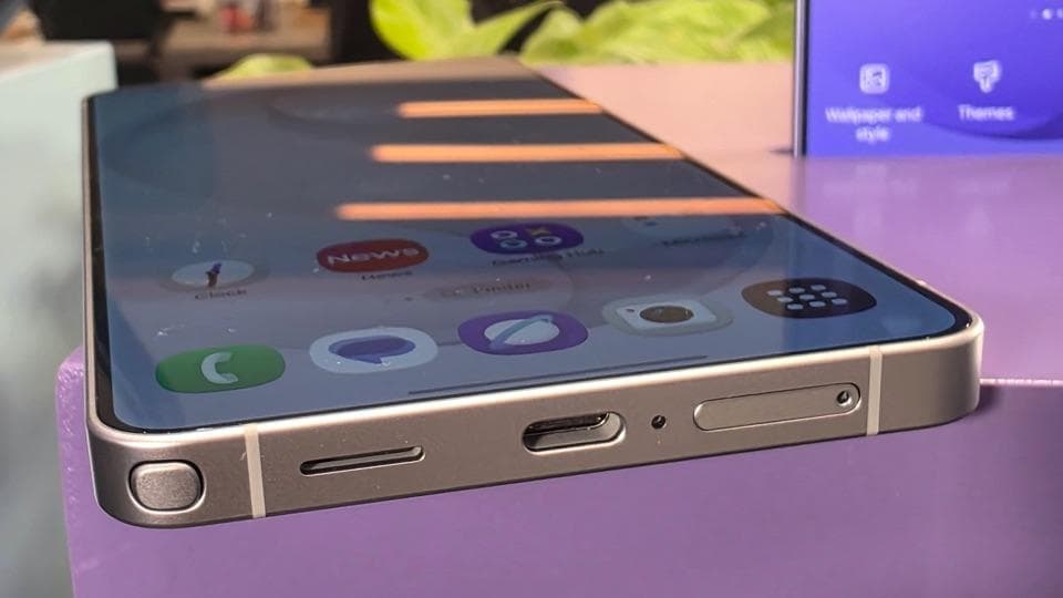 Android Circuit: Galaxy S27 Pro Emerges, Honor 600 Pre-Order Offers, Pixel 11 Display Leaks